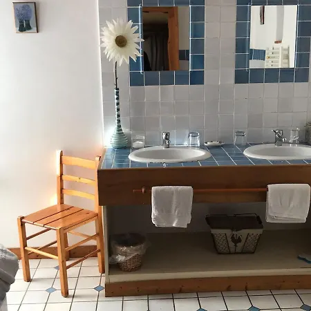 Charmantes Avec Piscine Pres De L'abbaye De - Fr-1-410-403