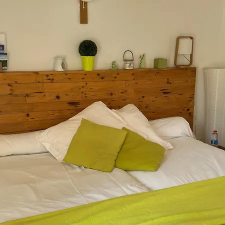 Charmantes Avec Piscine Pres De L'abbaye De - Fr-1-410-403 *