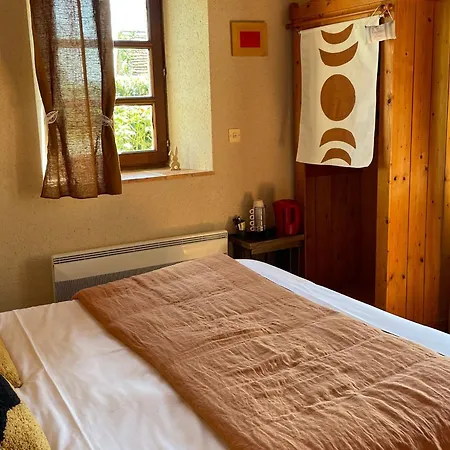 Bed & Breakfast Charmantes Avec Piscine Pres De L'abbaye De - Fr-1-410-403