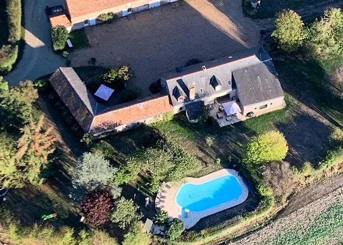 Charmantes Avec Piscine Près De L'abbaye De - Fr-1-410-403