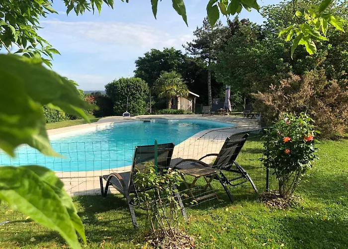 Charmantes Avec Piscine Près De L'abbaye De - Fr-1-410-403 *