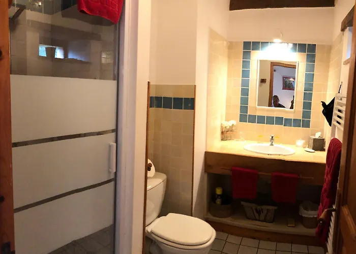 Charmantes Avec Piscine Près De L'abbaye De - Fr-1-410-403